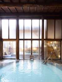 🍁 Unwind in Kusatsu: Naraya's Onsen Escape 🇯🇵