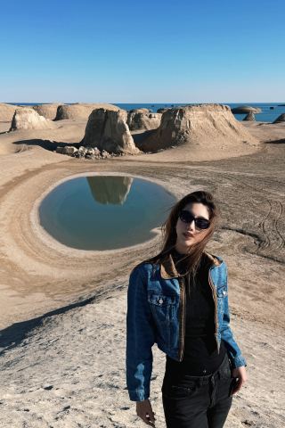 西北青甘大環線雅丹之眼｜上帝落在世間的一滴淚。