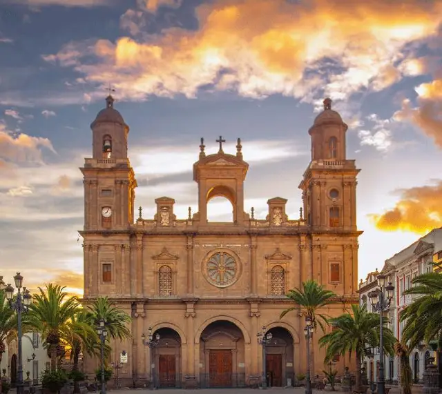 The story of Sanmao and Gran Canaria.