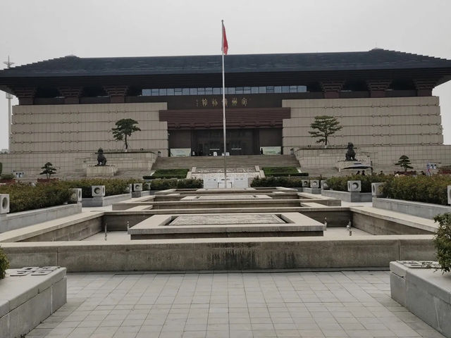 打卡河北定州博物館。