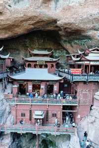 一起來看看懸空寺廟的美景吧。