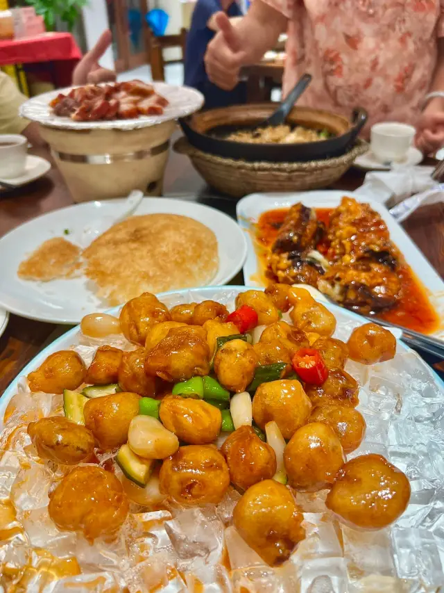 이 숨겨진 맛집을 위해 20km를 운전했습니다.