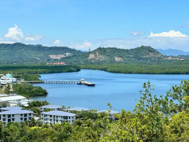 สวรรค์แห่งตาวาว: ทะเลสีฟ้าครามและสถานที่ดำน้ำลับๆ