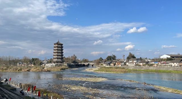 別處是網紅打卡地，這裡是元通古鎮的靜謐日常