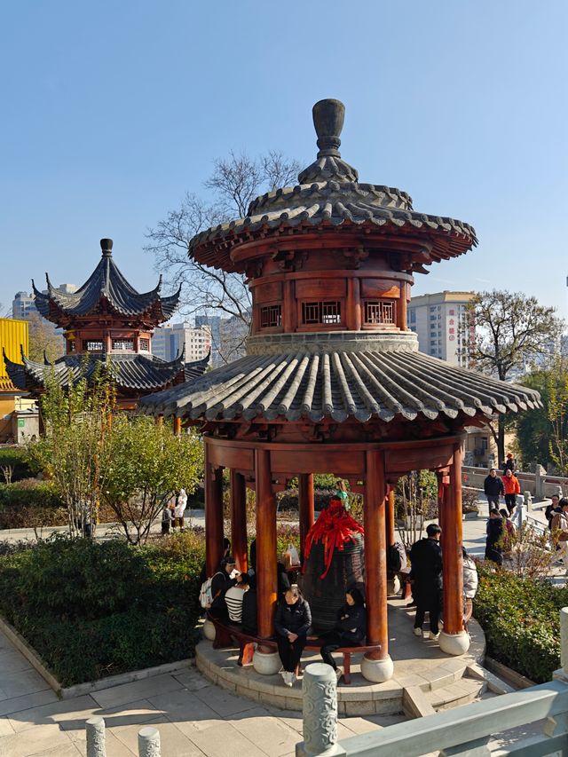 武漢旅遊 | 來寶通禪寺拜拜可以順道吸個貓