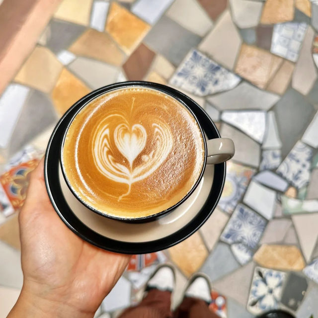 ☕️澳門挖到寶！40蚊mop歎到高質澳白嘅Curve Coffee～