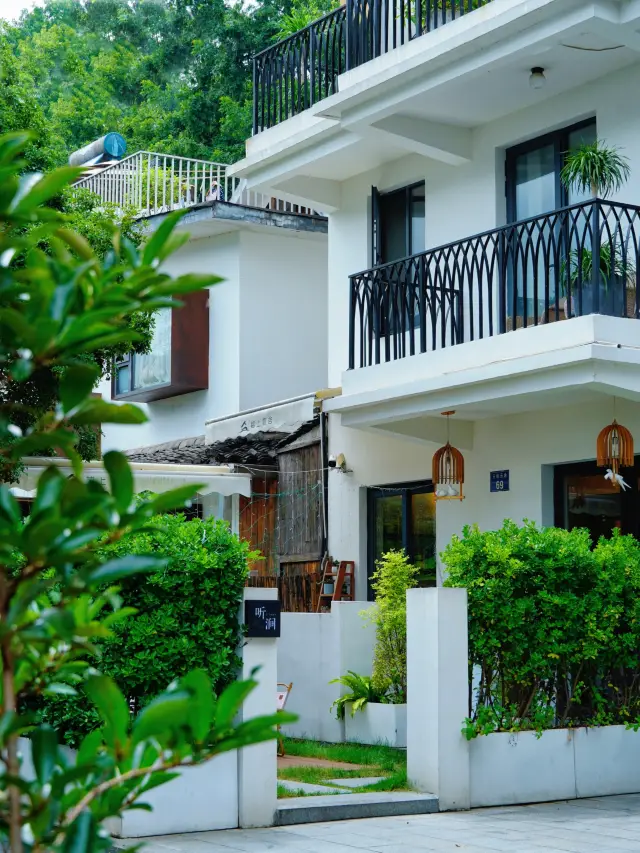 Discover a Hidden Gem Homestay in Hangzhou | Scenery and Art Combined