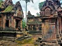 Banteay Srei: Cambodia's Exquisite Temple Masterpiece