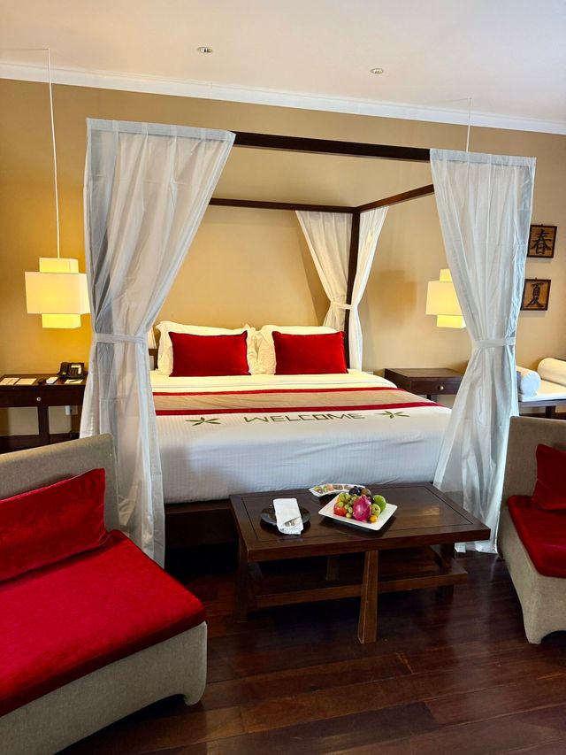 A Serene Stay at Adaaran Select Hudhuranfushi