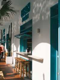 上海上生新所百年建築咖啡！海軍俱樂部泳池打卡，歐洲度假風滿分⛱️