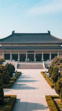 南京不只有歷史的沉重 更有秦淮燈影 薄霧風華與市井溫情