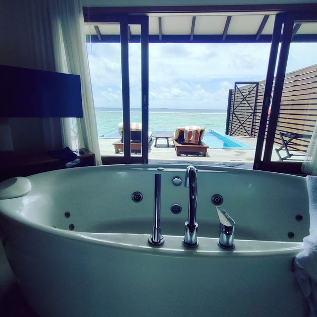 Unforgettable Honeymoon at Hideaway Beach Resort & Spa Unforgettable Honeymoon at Hideaway Beach Resort & Spa