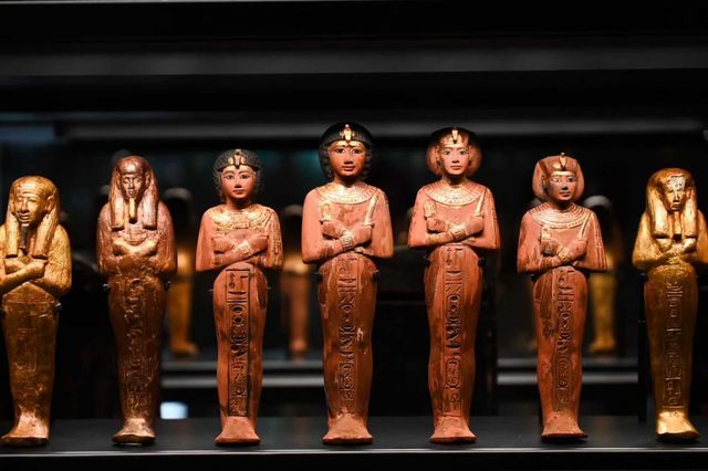 埃及旅行 | 體驗金字塔的浪漫」