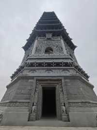 古鎮晨寐，塔上獨醒！