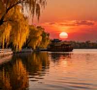 秋日的大明湖，是一封寫滿風情的邀請函。