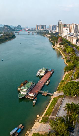คู่มือถ่ายภาพท่องเที่ยวหนานหนิง + ที่พัก! สัมผัสความโรแมนติกของท่าเรือถิงจื่อ และบรรยากาศคึกคักของสามถนนสองตรอกซอย โรงแรมจื้อฉาง