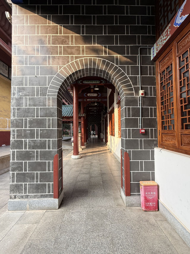 長沙 / 開福寺客堂