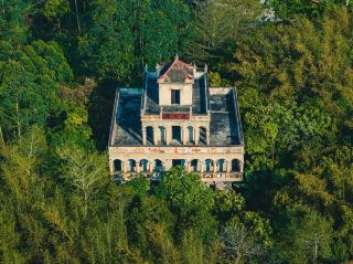 Roman castle in the dense forest｜Complete one-day tour of Ruishi Tower in Jinjiangli, Kaiping