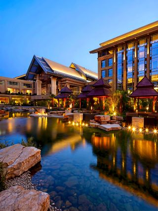 InterContinental Kunming | the top choice for luxury tropical garden resort by Dianchi Lake