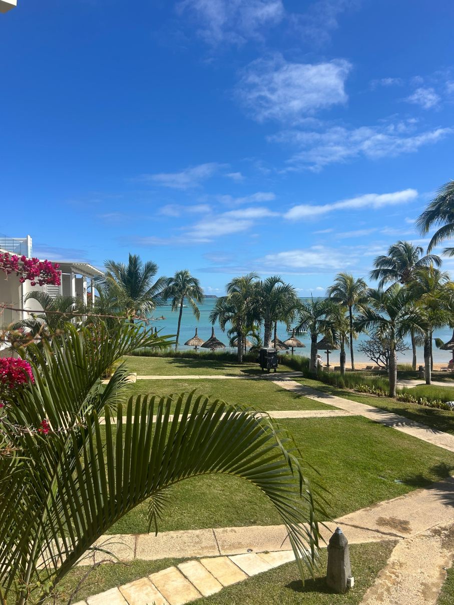 Unforgettable Stay at Lux* Grand Gaube