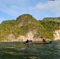 พายเรือแคนนู ชมถ้ำทะลุ