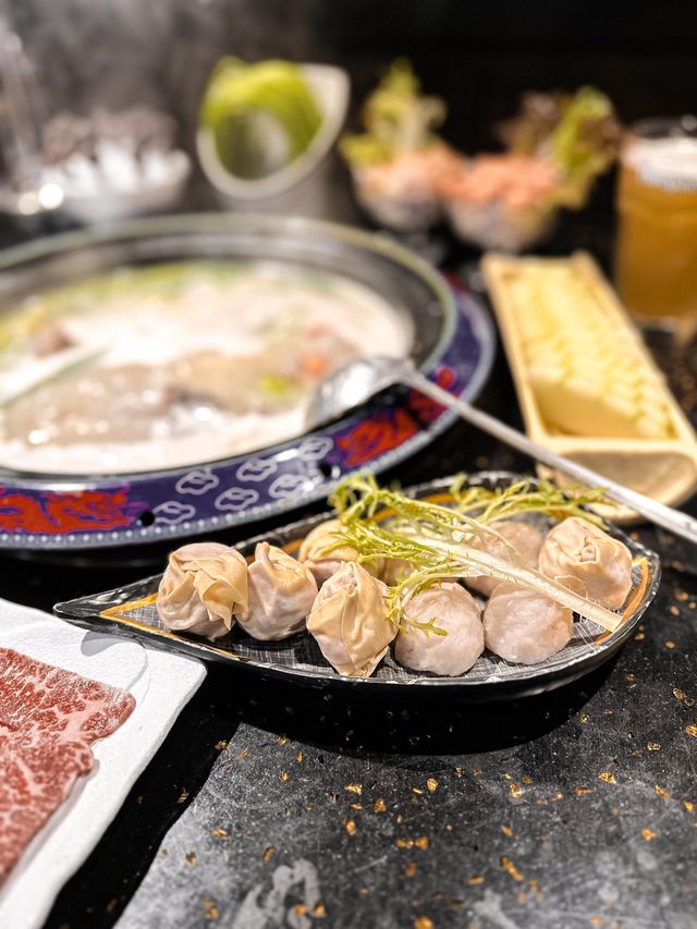 𓉓 古色古香高質火鍋專門店