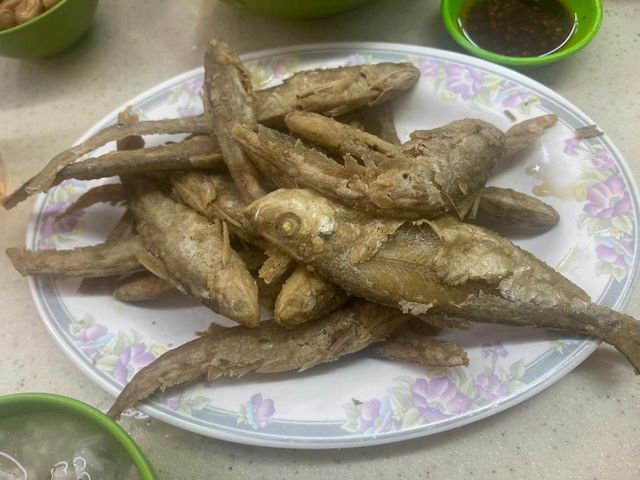 今晚食潮州菜. 介紹呢間「雄興美食」