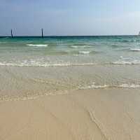 หาดสวยอีกหาด หาดแสม เกาะล้าน 