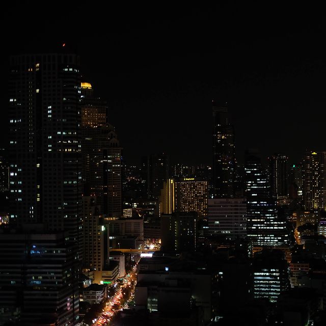 Scarlett Wine Bar & Restaurant : Rooftop วิวสวย