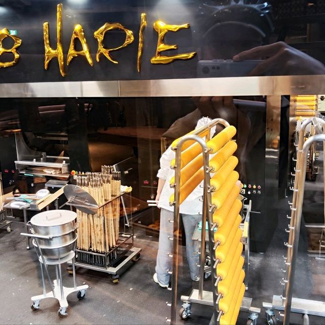 Amazing Cake Factory "Club Harie"