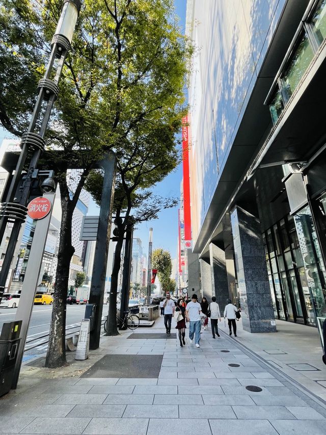 【東京都/銀座出世地蔵尊】銀座三越で見守る地蔵尊