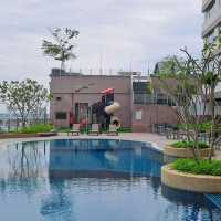 VIBRANT HOTEL LOBBY : WHYNDHAM KLANG