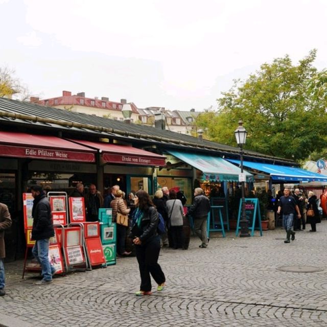 뮌헨을 대표하는 시장 Victuals Market, Viktualienmarkt