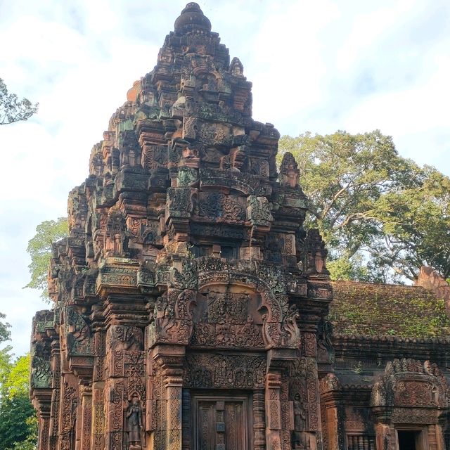 ปราสาทบันทายศรี 