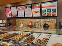 천상의 조합 커피 & 도넛은 Krispy Kreme