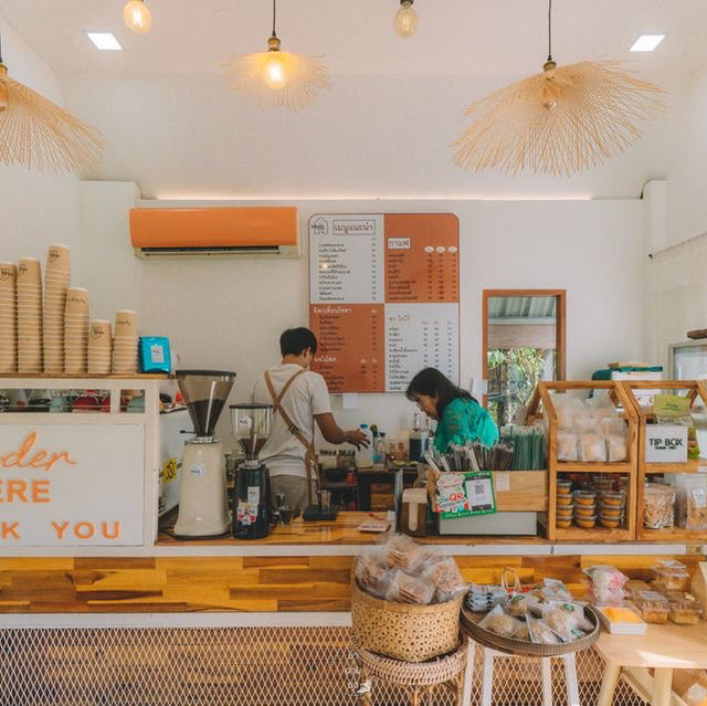  Hug Kapong Cafe - คาเฟ่กะปง แนวกระท่อมสุดน่ารัก 