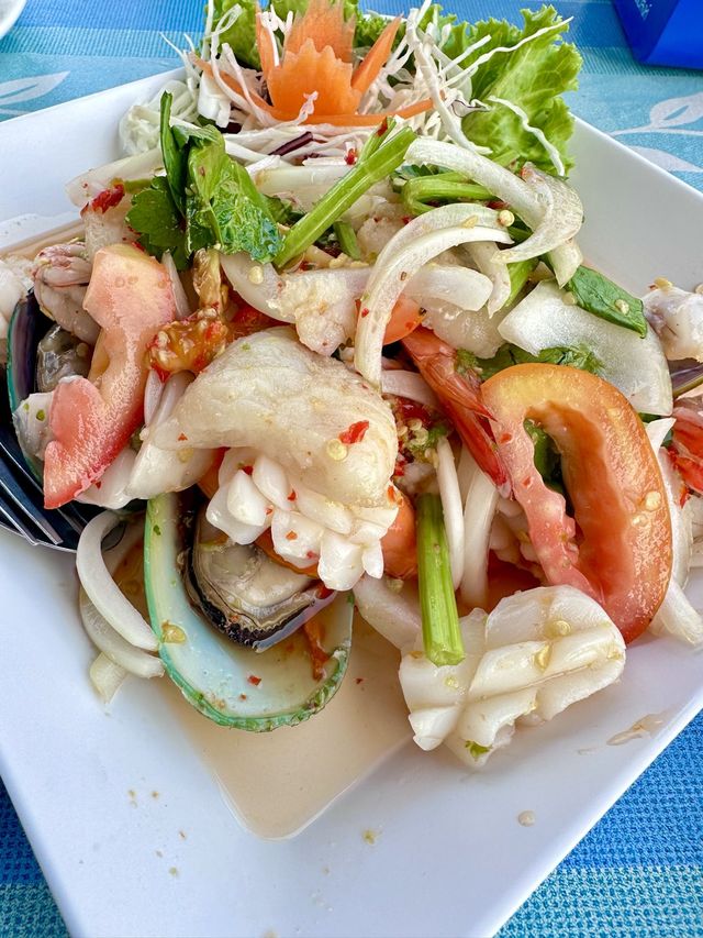 ครัวบ้านไร่บางปู  อาหารอร่อย ราคาเป็นมิตร 
