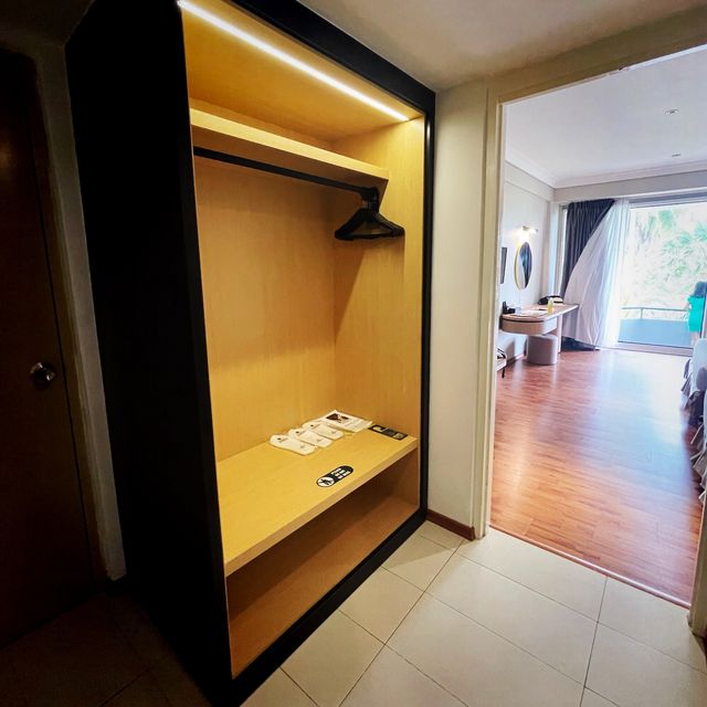 Great Beach with Sunrise view rooms