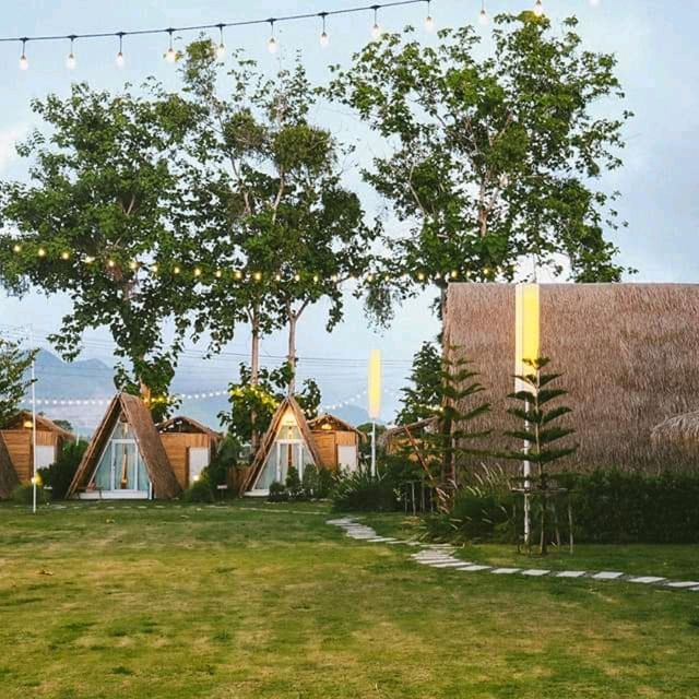 นอนกาญนะ Camp&Cafe’