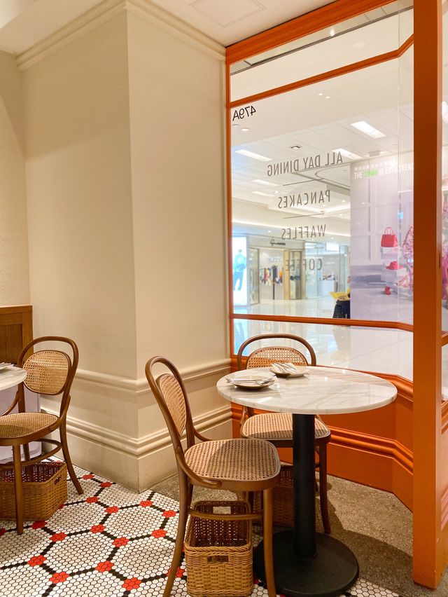 《🧡沙田歐陸風cafe🍹｜招牌楓糖漿煙肉漢堡🍔& 打卡抹茶梳乎厘》