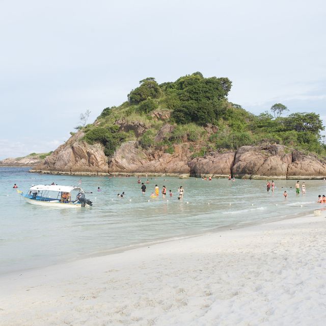 浪花朶朶的海灘渡假天堂 - 熱浪島🏖️