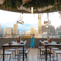 โรงแรมสุดชิค Aloft Bangkok Sukhumvit 11