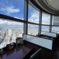 🇯🇵 Best lunch views in Caretta Shiodome