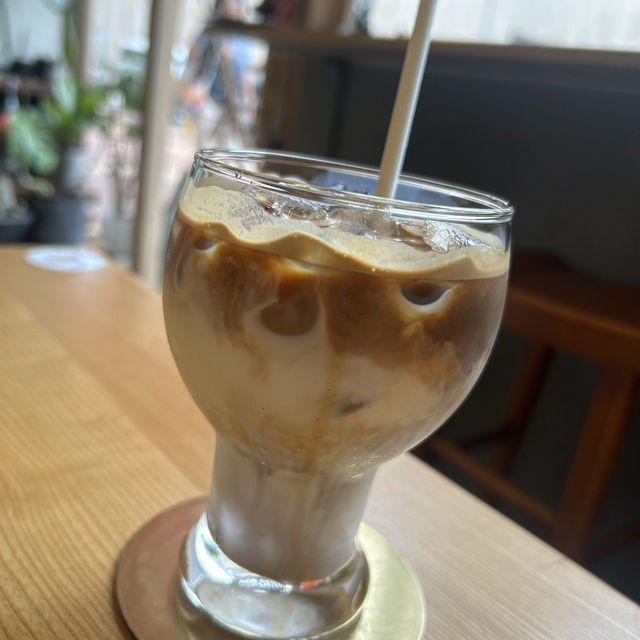 簡約設計的西餐廳