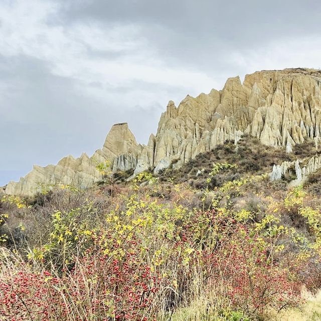 Hiking at Clay Cliffs near Omarama
