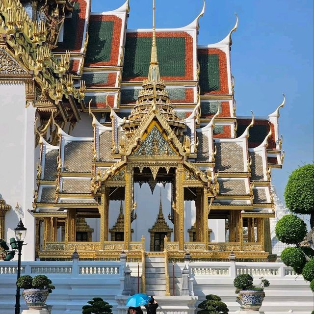 วัดพระศรีรัตนศาสดาราม หรือวัดพระแก้ว 