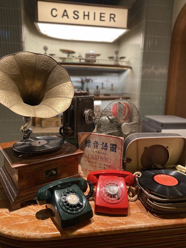滿足生日月～華麗古典美美火鍋店 