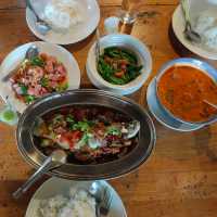 ไปทานปลาเทราต์ที่ร้านค้าสวัสดิการโครงการหลวง
