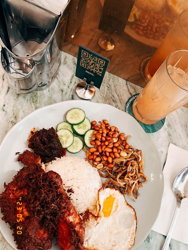 🇸🇬新加坡探店X 椰子俱樂部 The coconut club🥄好吃的椰漿飯
