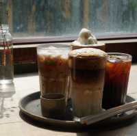 Cong Café คาเฟ่ตรงข้ามโบสถ์สีชมพู